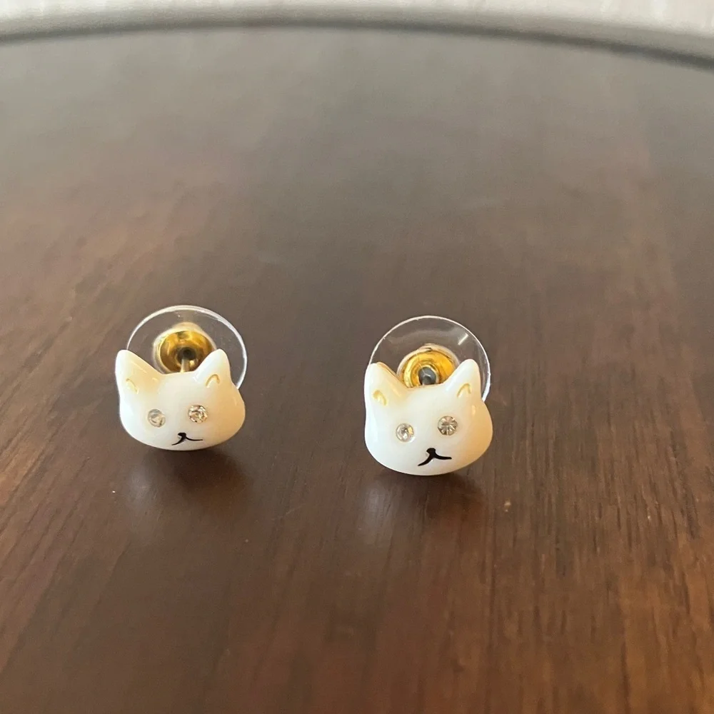 Coach: White Cat Stud Earrings- Gold Tone- Rhinestone Eyes - Picture 3 of 14